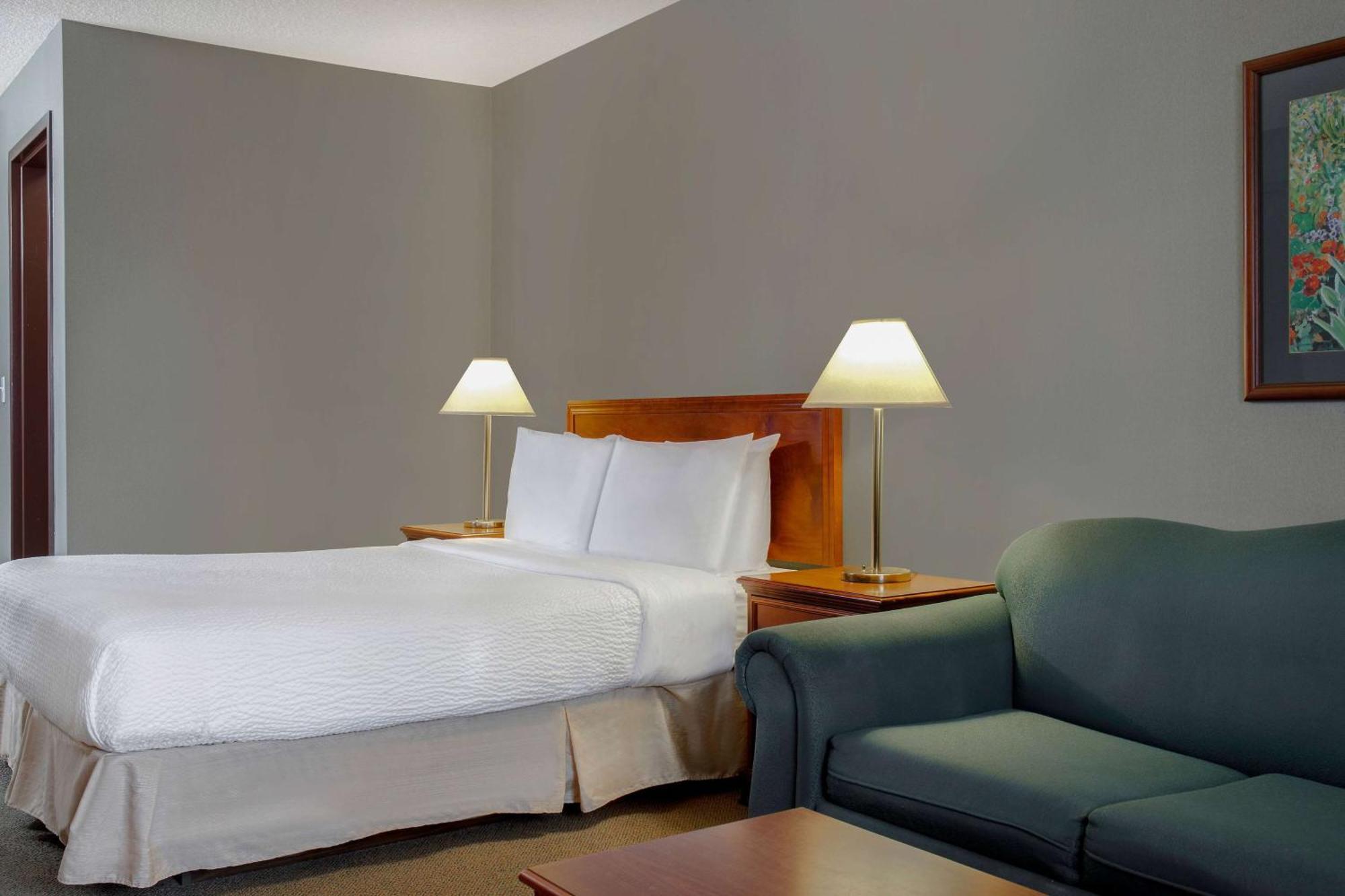 Days Inn By Wyndham وايتكورت المظهر الخارجي الصورة