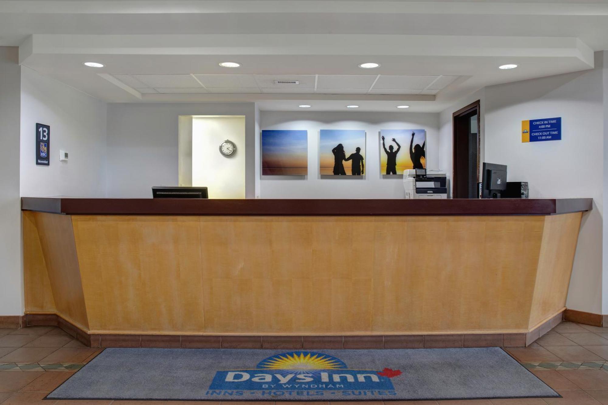 Days Inn By Wyndham وايتكورت المظهر الخارجي الصورة