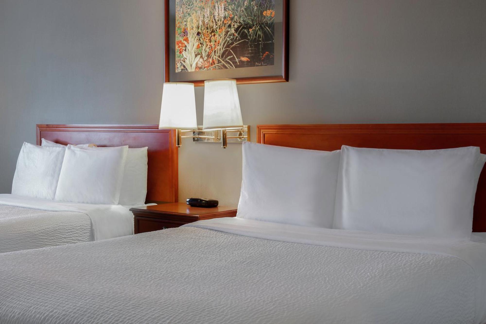Days Inn By Wyndham وايتكورت المظهر الخارجي الصورة
